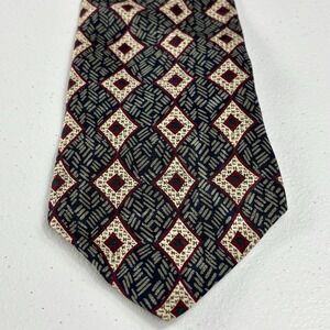 Austin Grey 100% Italian Silk Tie Gray Red Diamond Abstract Shape AOP 57"